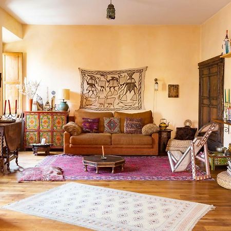 Charming Colosseum Apartment Rom Exteriör bild